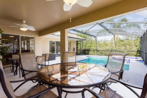 #412-Newly decorated and furnished 4 bed private pool home near to Disney with Mini putt putt golf hole